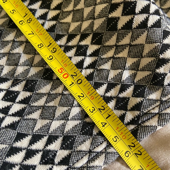 JoeB geometric skirt - Picture 3 of 5